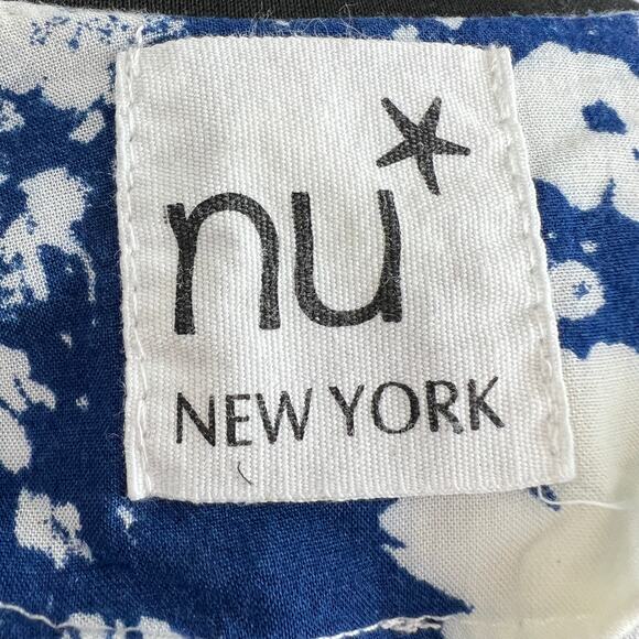 NU NEW YORK Blue White Floral Print Short Cuffed Sleeve Scoop Neck Knit Top S? - Picture 6 of 8